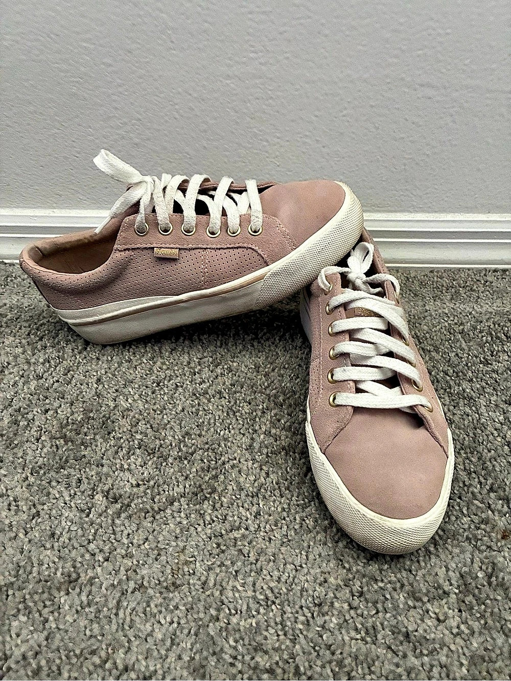 Keds Ace Perforated Leather Sneaker Pink & White US 6